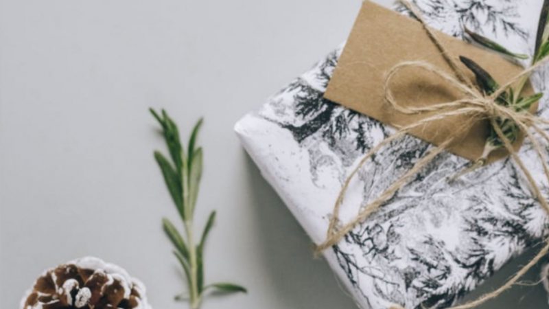 10 cadeaux d'hôtesse qui font vraiment plaisir - Blogue | Place du Centre